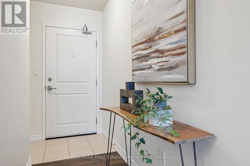 210 - 1280 Gordon Street, Guelph (Kortright East), ON - Indoor Photo Showing Other Room