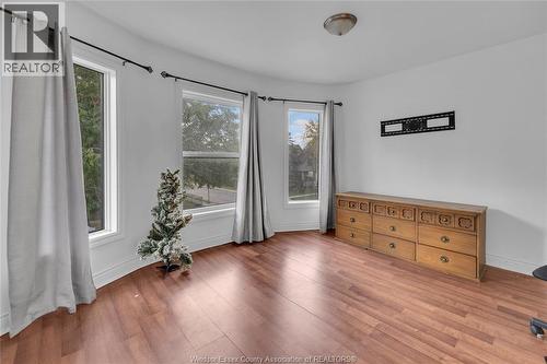 304 Langlois Avenue, Windsor, ON - Indoor