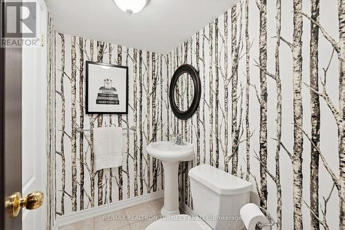 4th Bathroom - lower level - 407 Seneca Court, Newmarket, ON - Indoor Photo Showing Bathroom