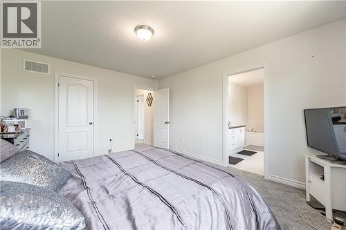 198 Jacob Street, Tavistock, ON - Indoor Photo Showing Bedroom