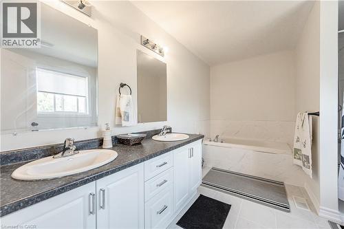198 Jacob Street, Tavistock, ON - Indoor Photo Showing Bathroom