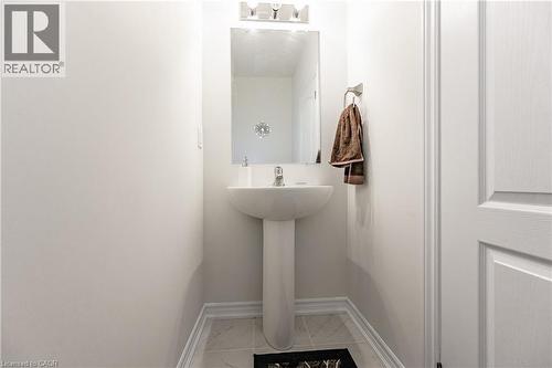 198 Jacob Street, Tavistock, ON - Indoor Photo Showing Bathroom