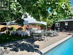 Lovely shady areas as well as sunlit for all your family & guests! - 