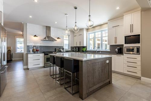Kitchen - 182 Ch. Des Cerfs, Adstock, QC - Indoor Photo Showing Kitchen With Upgraded Kitchen