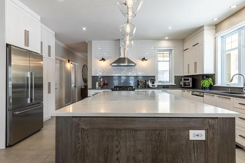 Kitchen - 182 Ch. Des Cerfs, Adstock, QC - Indoor Photo Showing Kitchen With Upgraded Kitchen