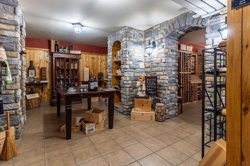 Wine cellar - 182 Ch. Des Cerfs, Adstock, QC - Indoor