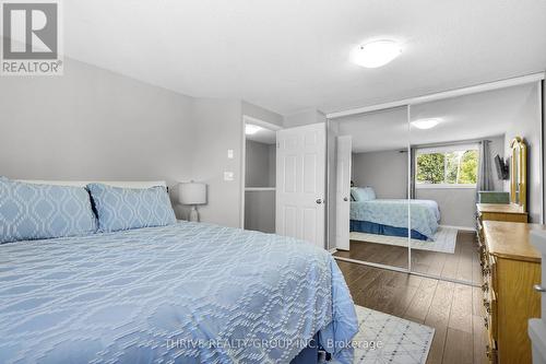 10 - 215 Commissioners Road W, London South (South D), ON - Indoor Photo Showing Bedroom