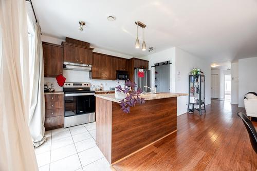 Cuisine - 3-4595 Ch. Des Prairies, Brossard, QC - Indoor Photo Showing Kitchen