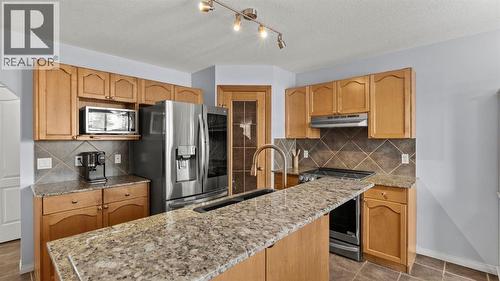 158 Covemeadow Road Ne, Calgary, AB - Indoor Photo Showing Kitchen