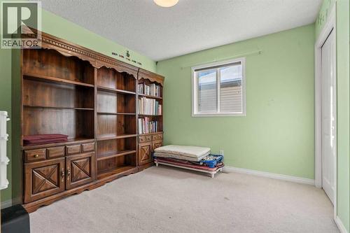 15 Chapalina Close Se, Calgary, AB - Indoor