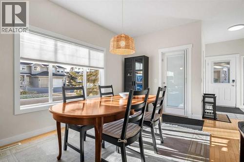 1101, 281 Cougar Ridge Drive Sw, Calgary, AB - Indoor Photo Showing Dining Room
