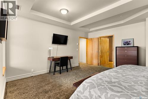 300 1821 Scarth Street, Regina, SK - Indoor Photo Showing Bedroom