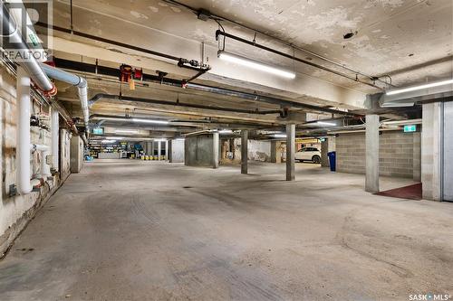 300 1821 Scarth Street, Regina, SK - Indoor Photo Showing Garage