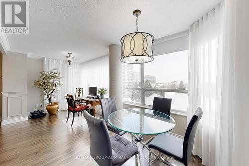 512 - 11 Townsgate Drive, Vaughan, ON - Indoor Photo Showing Dining Room