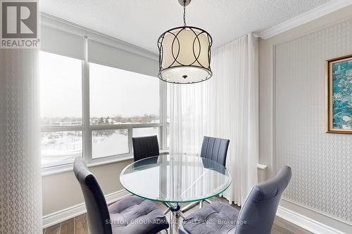 512 - 11 Townsgate Drive, Vaughan, ON - Indoor Photo Showing Dining Room