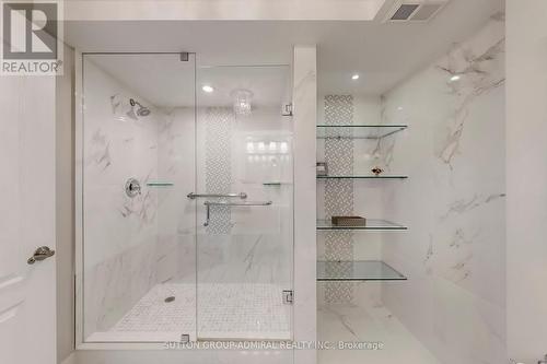 512 - 11 Townsgate Drive, Vaughan, ON - Indoor With Storage