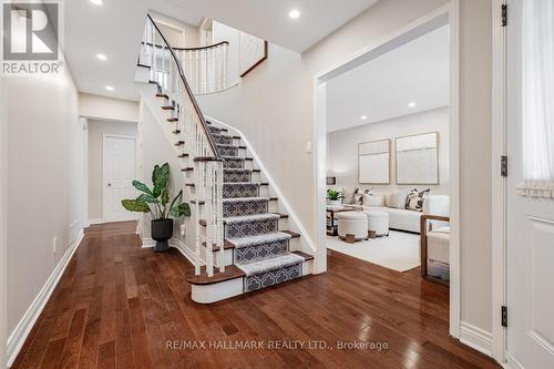 29 Canterbury Court, Richmond Hill, ON - Indoor Photo Showing Other Room