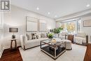 29 Canterbury Court, Richmond Hill, ON  - Indoor Photo Showing Living Room 