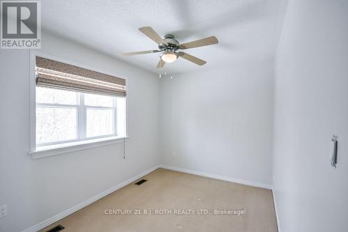 25 - 318 Little Avenue, Barrie, ON - Indoor Photo Showing Other Room