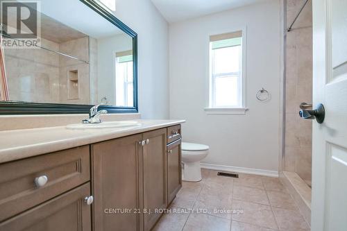 25 - 318 Little Avenue, Barrie, ON - Indoor Photo Showing Bathroom
