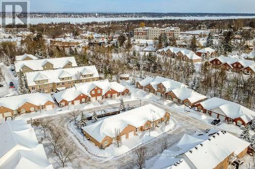 25 - 318 Little Avenue, Barrie, ON - Outdoor With View