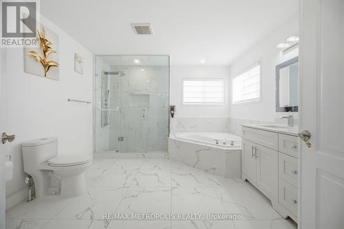 43 El Camino Way, Brampton, ON - Indoor Photo Showing Bathroom