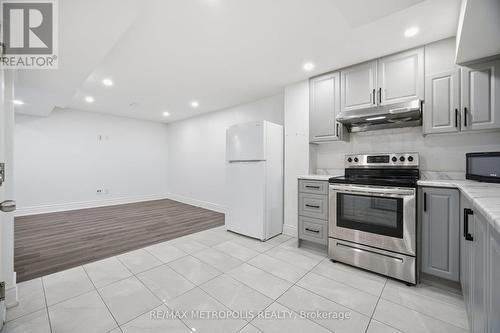43 El Camino Way, Brampton, ON - Indoor Photo Showing Kitchen