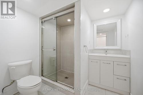 43 El Camino Way, Brampton, ON - Indoor Photo Showing Bathroom