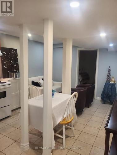 5272 Brookwood Court, Mississauga, ON - Indoor