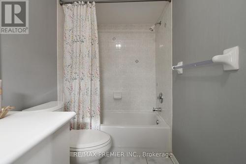 5272 Brookwood Court, Mississauga, ON - Indoor Photo Showing Bathroom