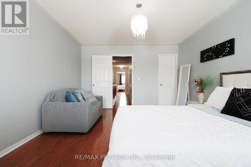 5272 Brookwood Court, Mississauga, ON - Indoor Photo Showing Bedroom