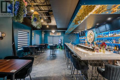 2055 Dundas Street, Mississauga, ON 