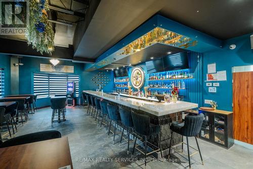 2055 Dundas Street, Mississauga, ON 