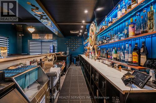 2055 Dundas Street, Mississauga, ON 