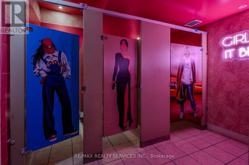 2055 Dundas Street, Mississauga, ON 