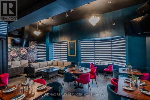 2055 Dundas Street, Mississauga, ON 