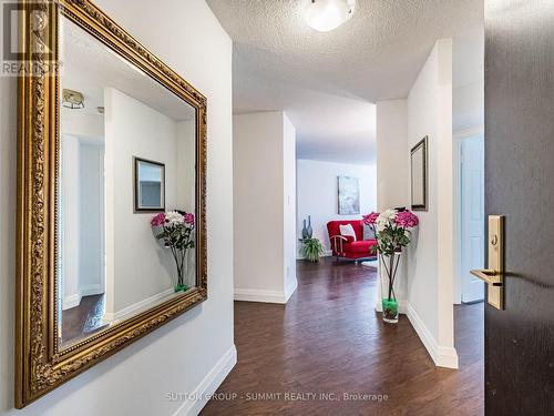 1507 - 55 Kingsbridge Garden Circle, Mississauga, ON - Indoor Photo Showing Other Room