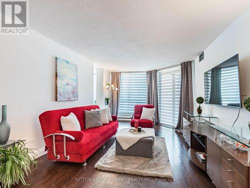 1507 - 55 Kingsbridge Garden Circle, Mississauga, ON - Indoor Photo Showing Living Room