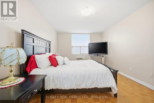 1008 - 511 The West Mall, Toronto, ON - Indoor Photo Showing Bedroom