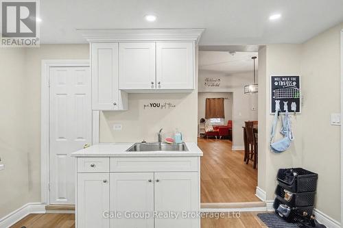 27 Oxford Street W, Blandford-Blenheim (Drumbo), ON - Indoor