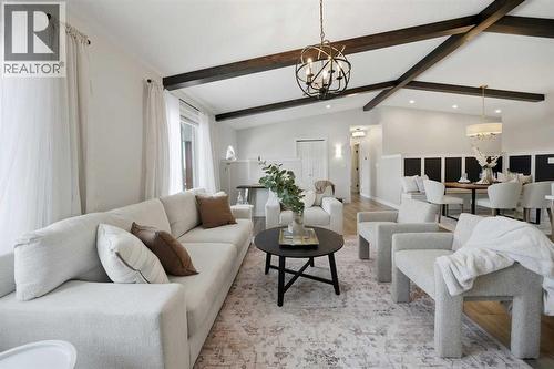 15 26534 Township Road 384, Rural Red Deer County, AB - Indoor Photo Showing Living Room