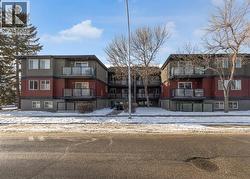 202, 1915 26 Street SW  Calgary, AB T3E 2A2