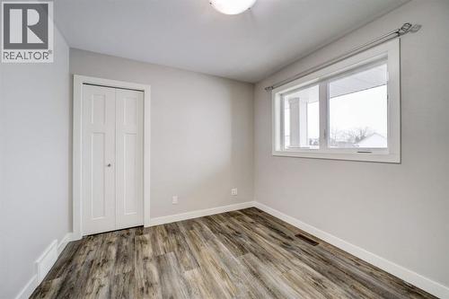 Main Floor Bedroom/Office - 203 1 Street, Shaughnessy, AB - Indoor Photo Showing Other Room