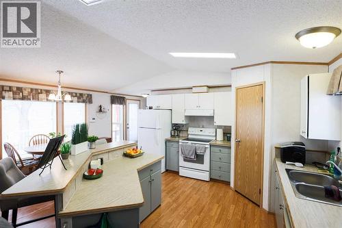 3217 31 Street S, Lethbridge, AB 