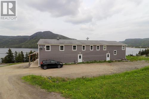 71 Tablelands Drive, Birchy Head, NL 