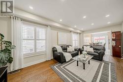 157 Billingsley Cres- living room - 