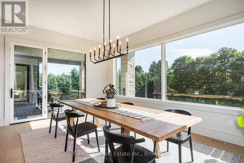 147 Blue Jay Crescent, Grey Highlands, ON - Indoor Photo Showing Dining Room
