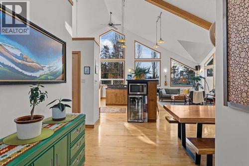 1712 11Th Avenue, Canmore, AB - Indoor