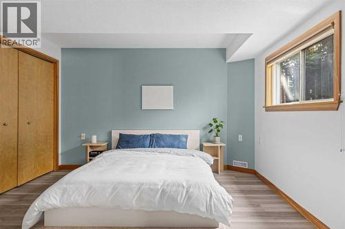 1712 11Th Avenue, Canmore, AB - Indoor Photo Showing Bedroom