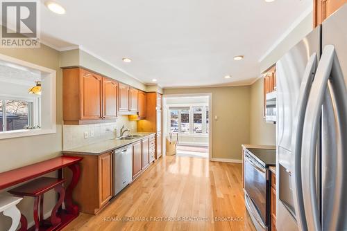 370 Stone Street S, Gananoque, ON - Indoor Photo Showing Kitchen